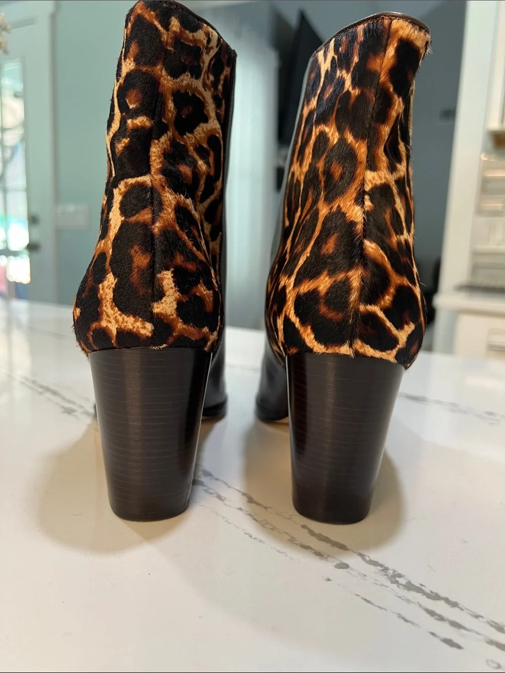 Michael Kors Brown Leather Ankle Boots with Leopard-Print Heel Panel size W 7.5 - Picture 8 of 15